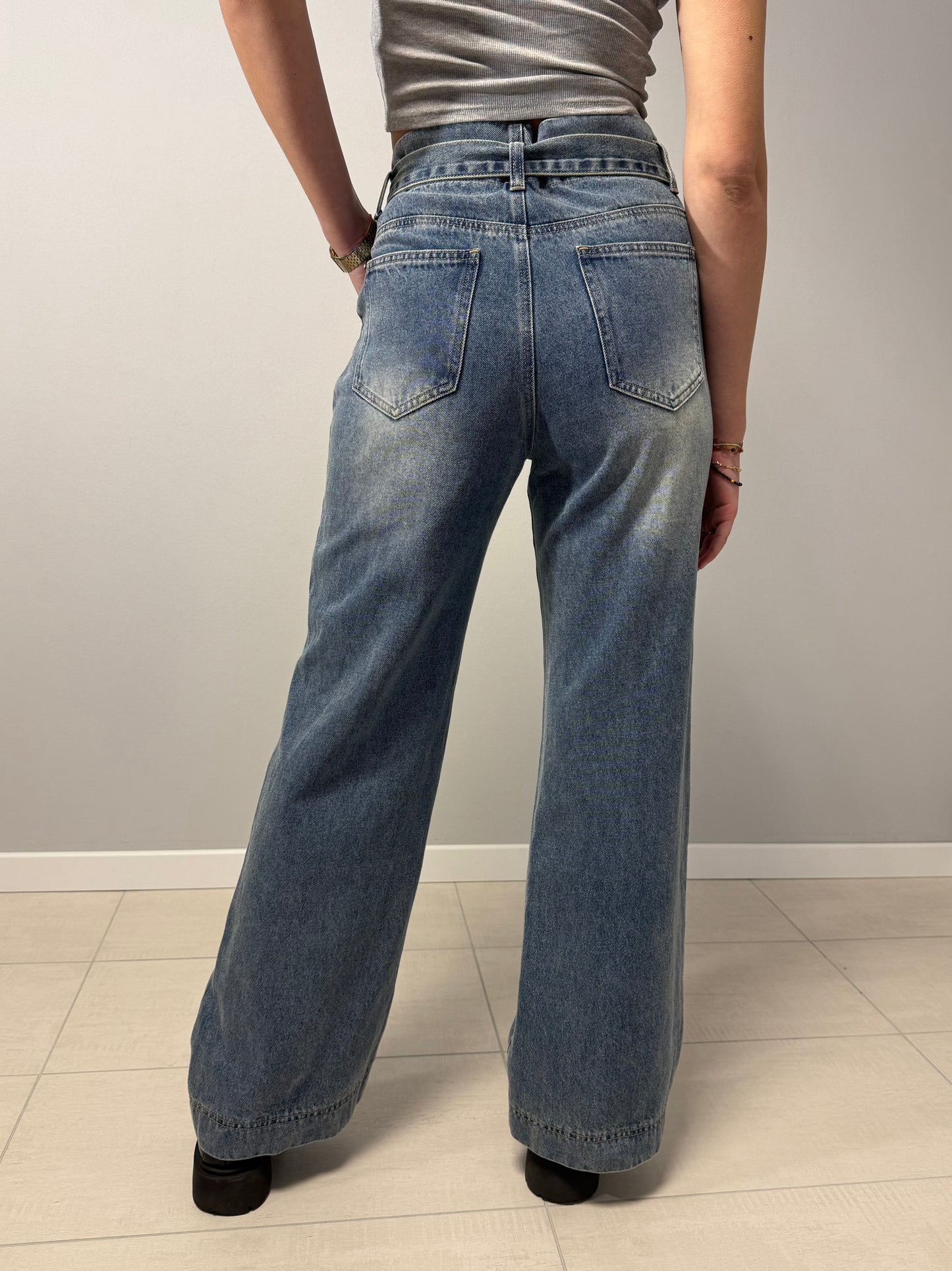 Jeans Palazzo con cintura