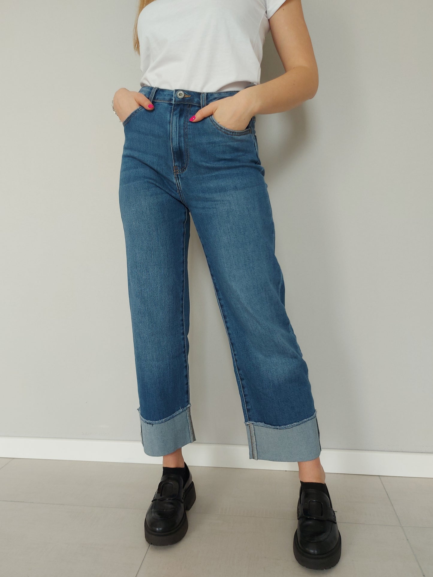 Jeans Palazzo con Maxi Risvolto