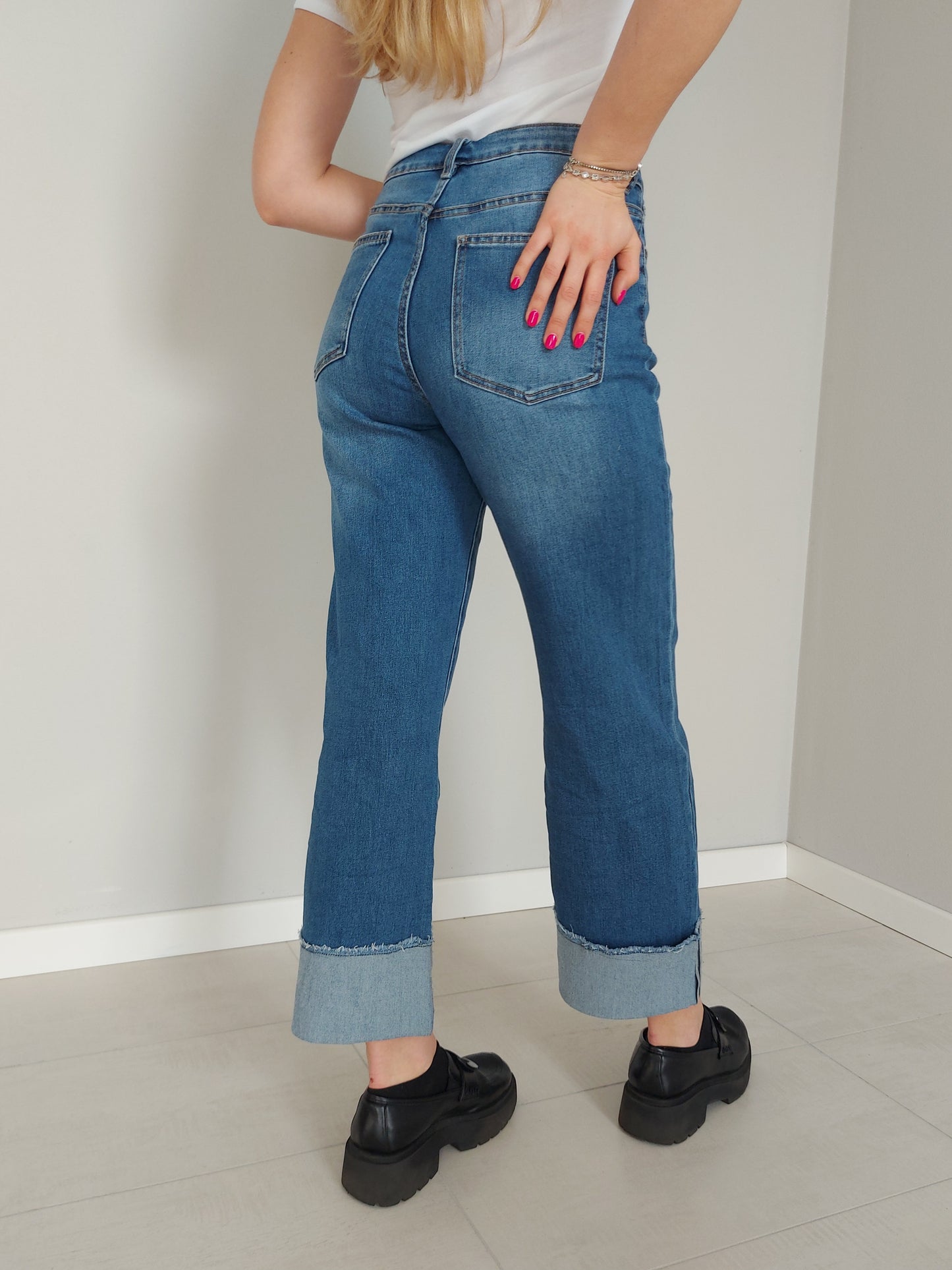 Jeans Palazzo con Maxi Risvolto