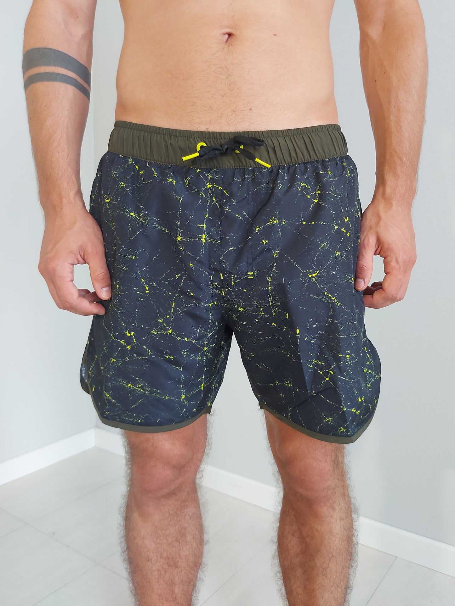 Costume da Bagno Uomo Boxer Verde e Nero con Tasche Brugi MD4X
