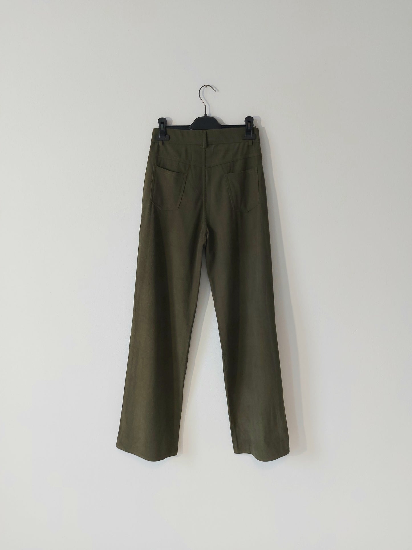 Pantalone a Coste e Vita Alta Verde Militare