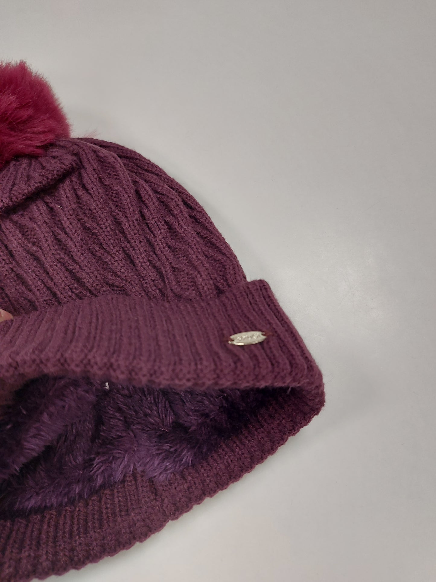 Berretto da Donna con Pom Pon Brugi ZH2H