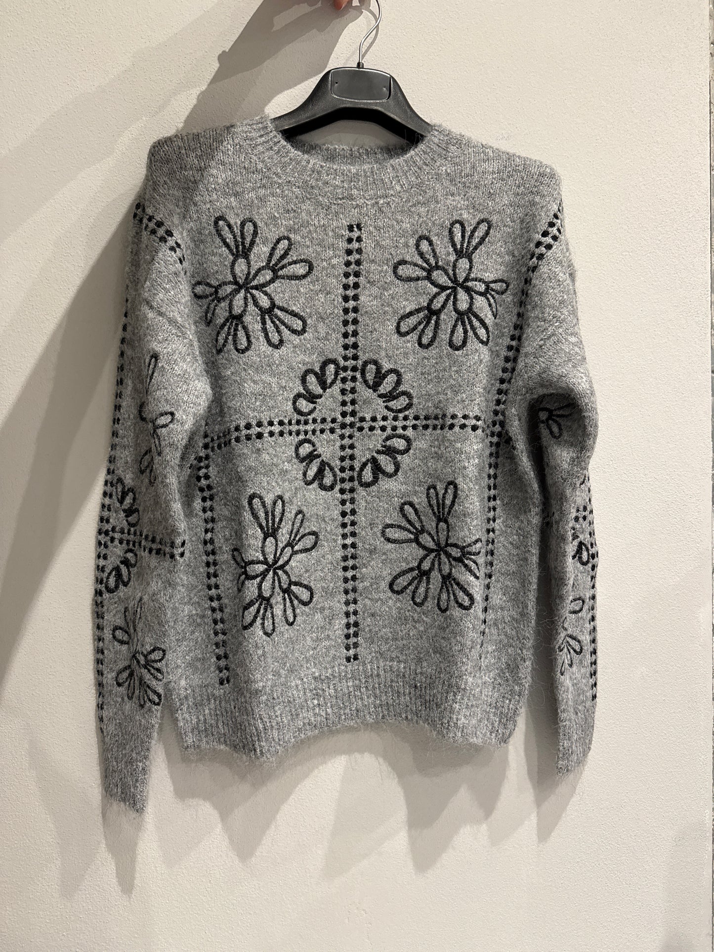 Maglione in Lana Ricamato