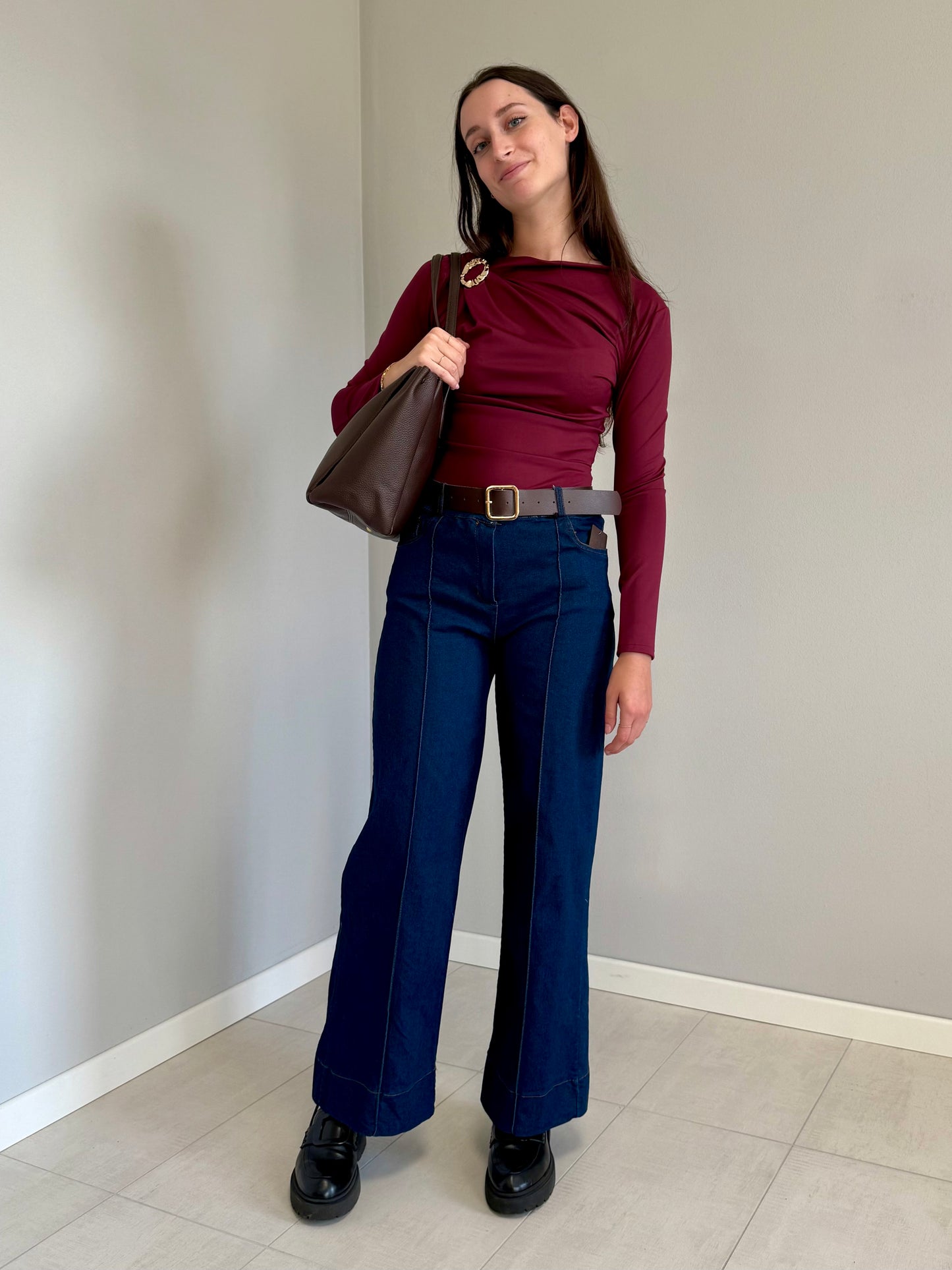 Jeans a Palazzo con Denim Scuro