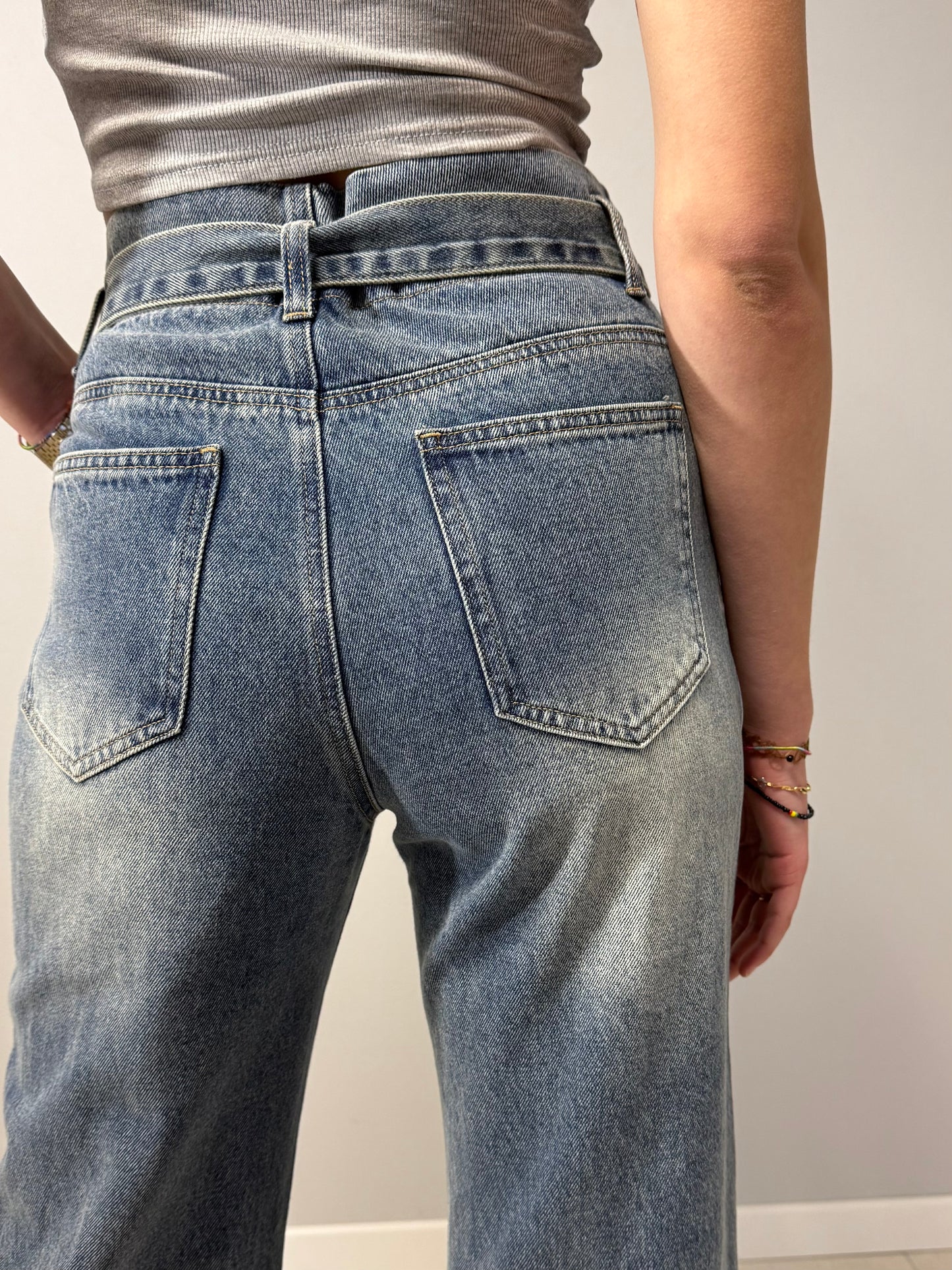 Jeans Palazzo con cintura