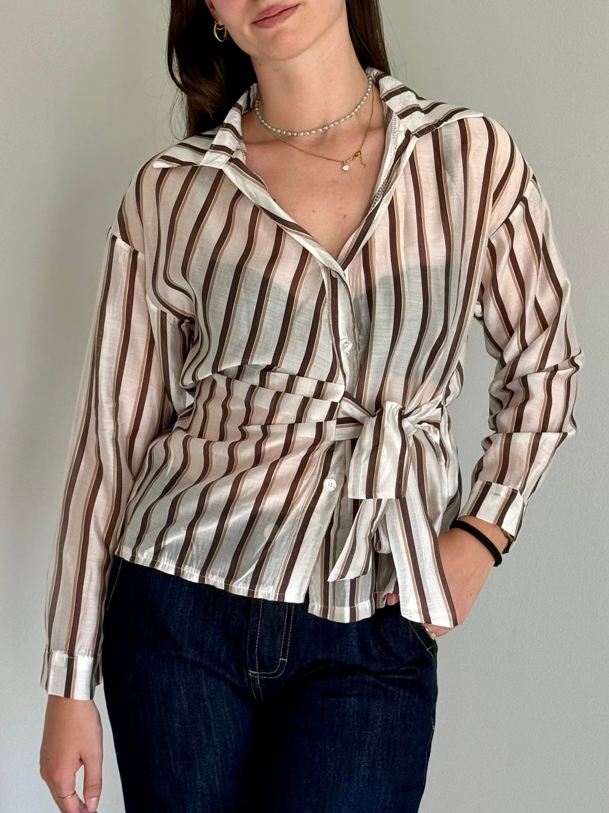 Camicia con Nodo in Vita
