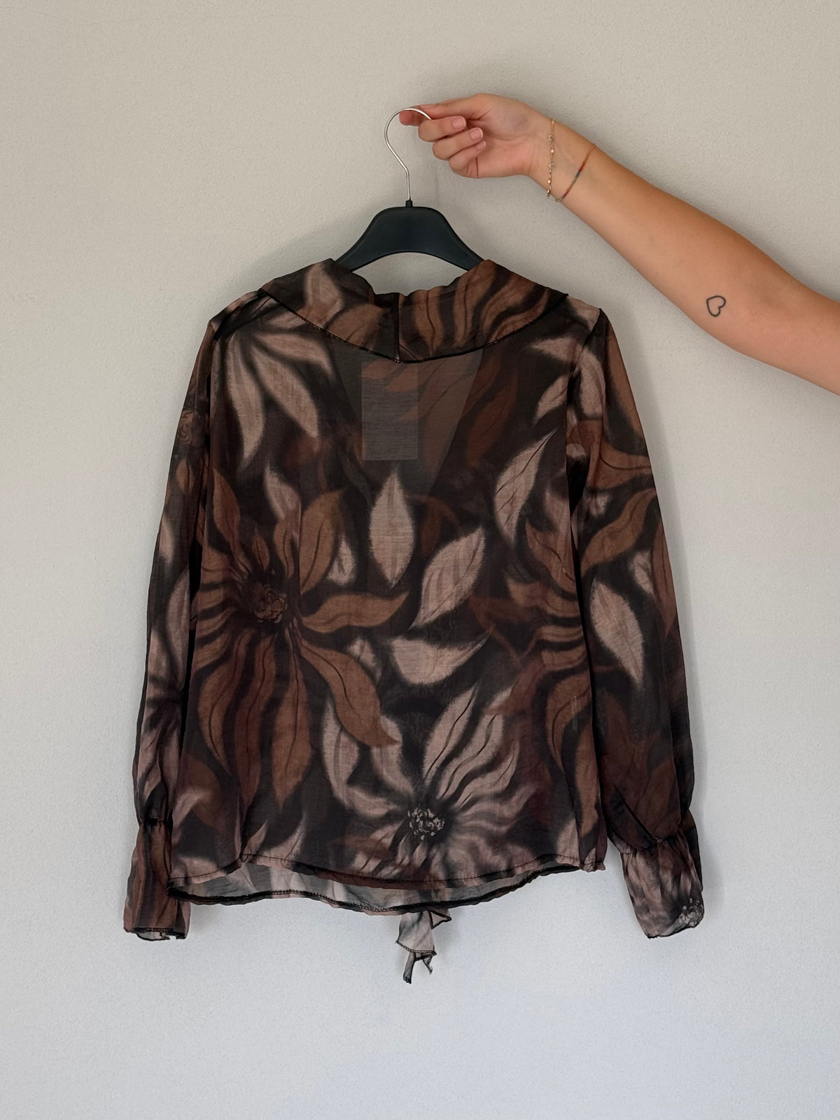 Blusa a Maniche Lunghe Marrone