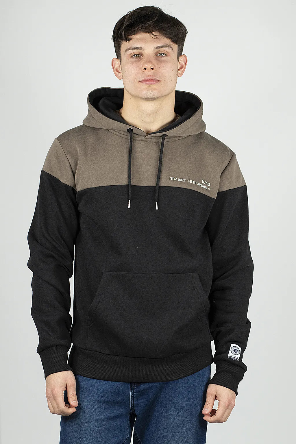 Felpa con Cappuccio Nera Brugi C949