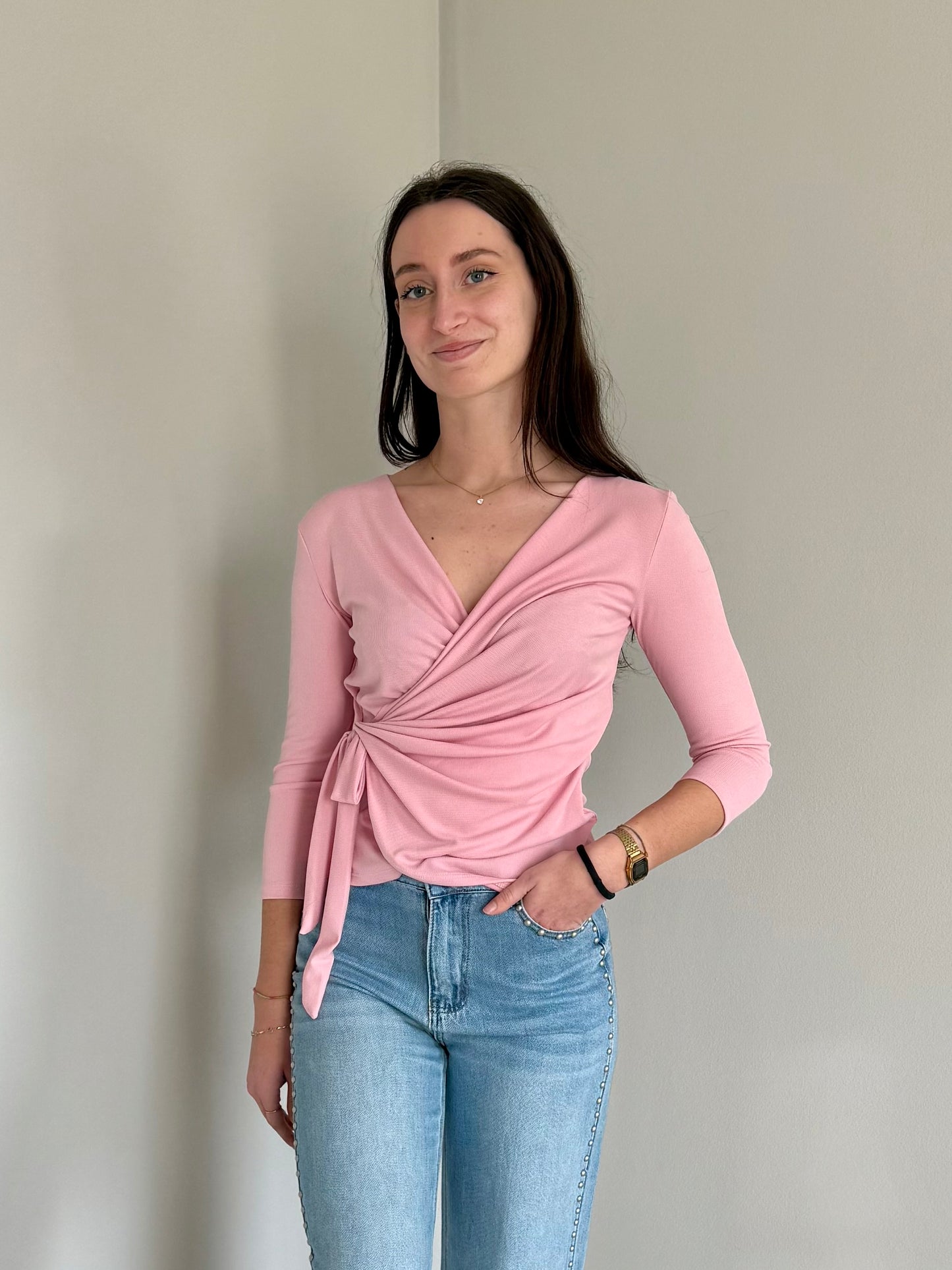 Maglietta con Nodo in Vita