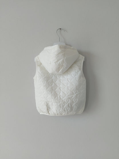 Gilet Imbottito con Cappuccio Bianco