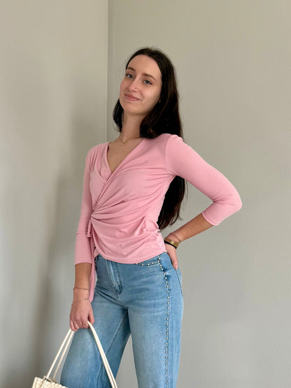 Maglietta con Nodo in Vita