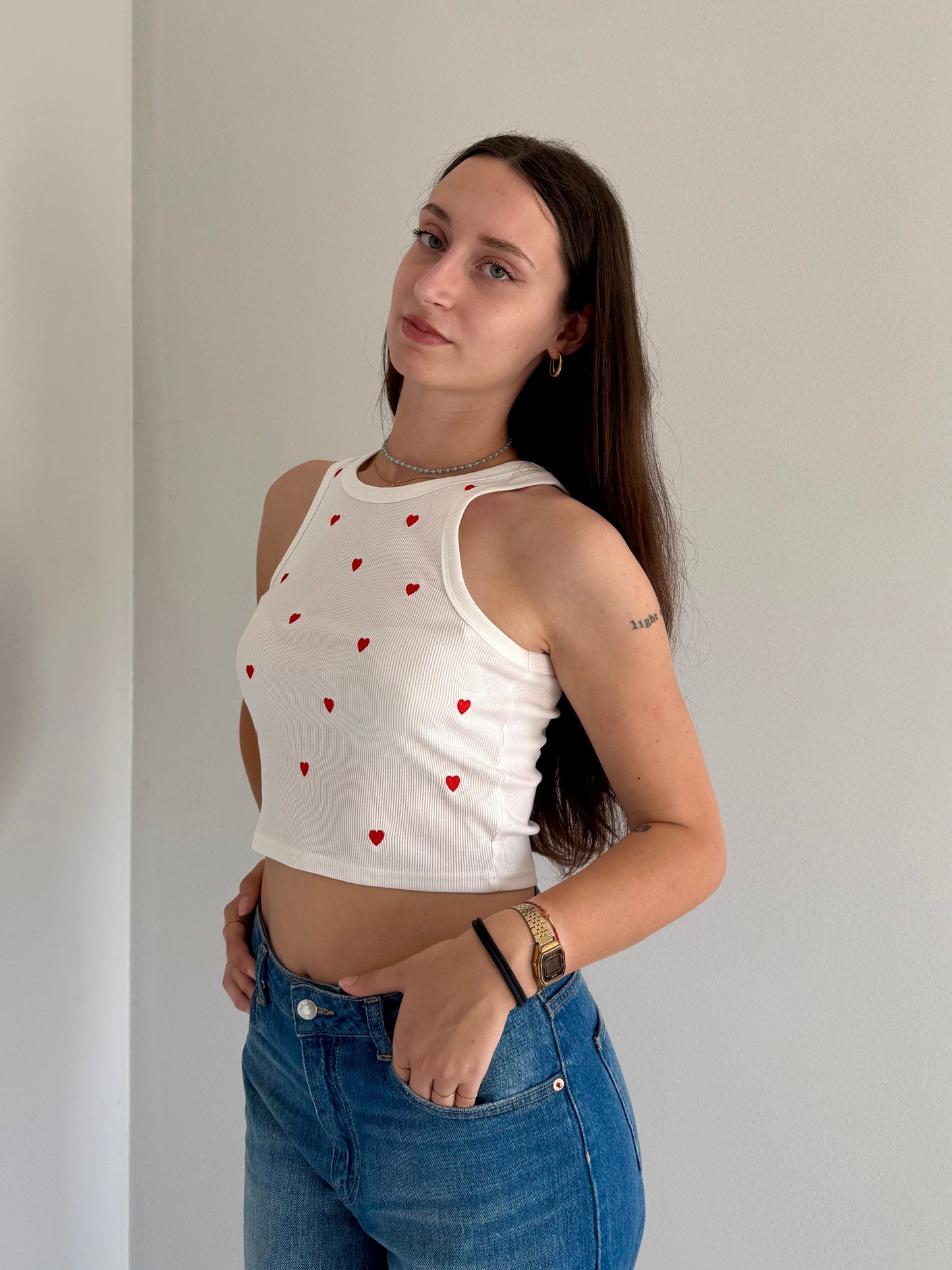 Canotta Crop Vogatore con Cuoricini