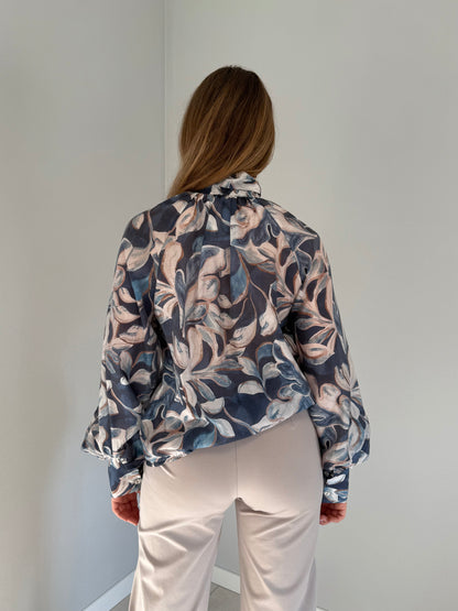 Blusa a Fiori Blu con Fiocco
