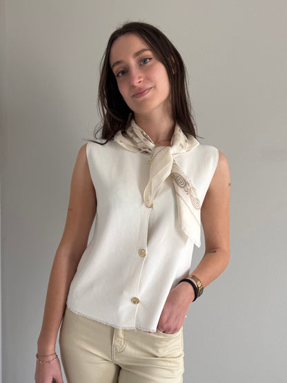 Gilet in Maglia con Bottoni