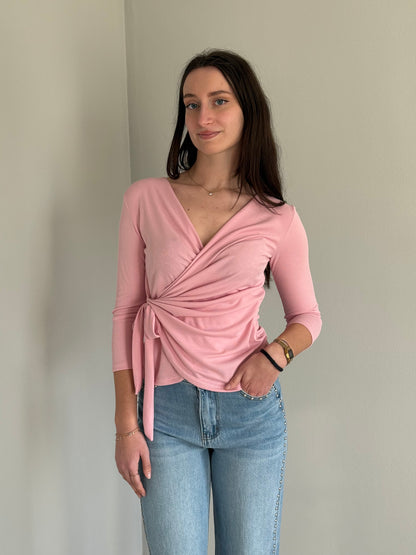 Maglietta con Nodo in Vita