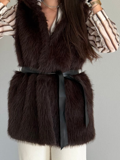 Gilet in Simil Pelliccia con Cappuccio
