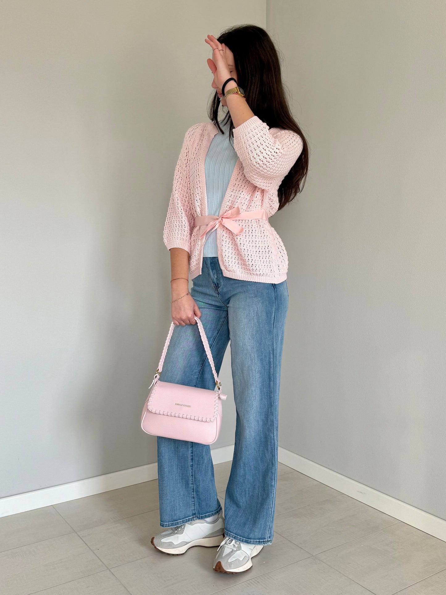 Cardigan in Filo con Fiocco