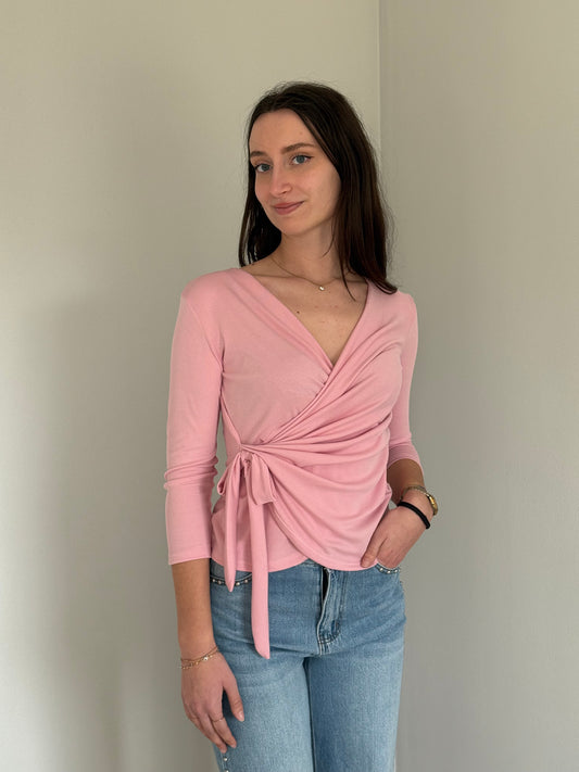 Maglietta con Nodo in Vita