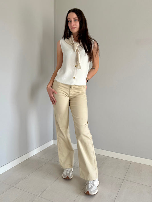 Gilet in Maglia con Bottoni