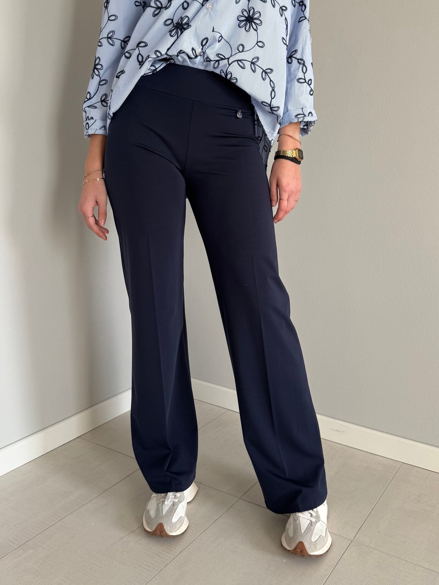 Pantalone Straight con Elastico in Vita Perla