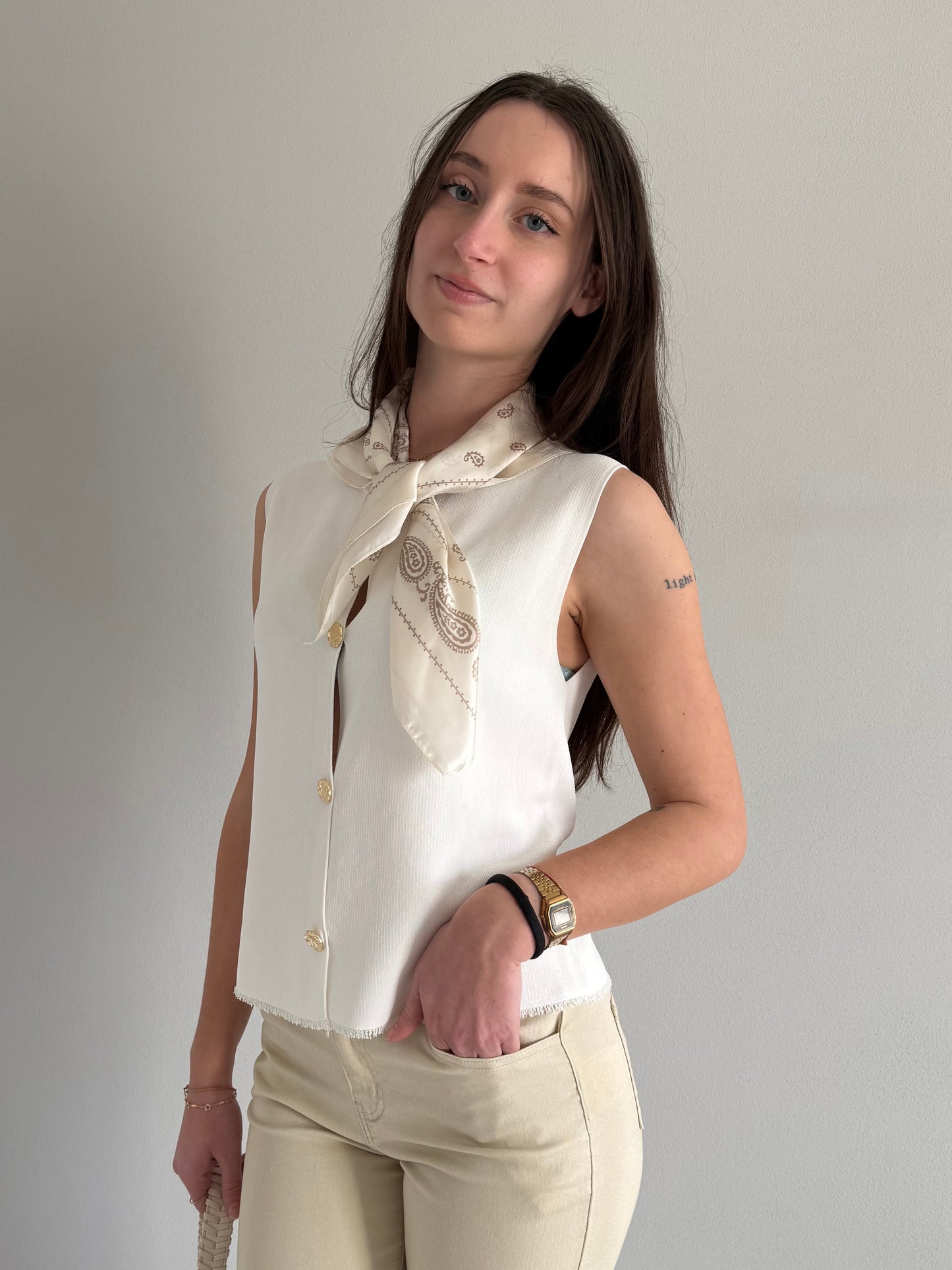 Gilet in Maglia con Bottoni