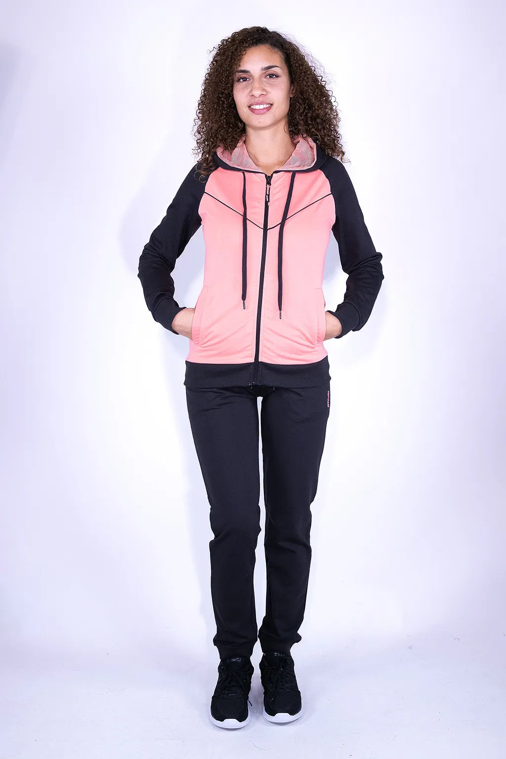 Tuta da Donna Sportiva con Cappuccio Brugi FE1Y