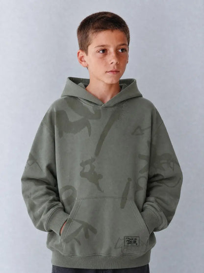 Felpa ragazzo con stampa stile graffiti L26WB0511