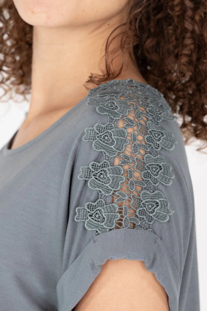 T-Sìshirt in Viscosa con Pizzo Brugi C85U